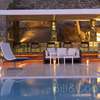 Bill & Coo Luxury Suites Hotel 